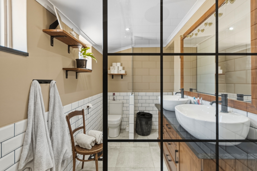 4 Bedroom Property for Sale in Bay Park Western Cape